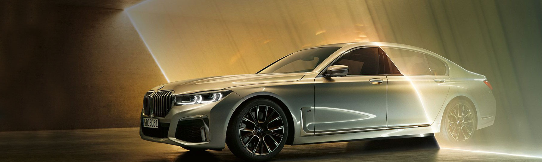 BMW 7 Series Saloon New Car Offer
